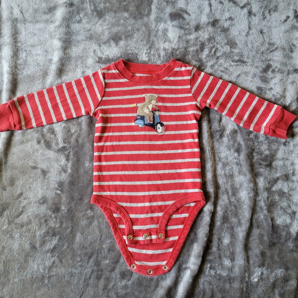 Carter's Bodysuit Baby 9M Red Excellent Striped Bear Scooter Long Sleeve 697